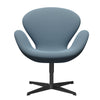 Fritz Hansen Swan休息室椅子，黑色漆/捕获软蓝色