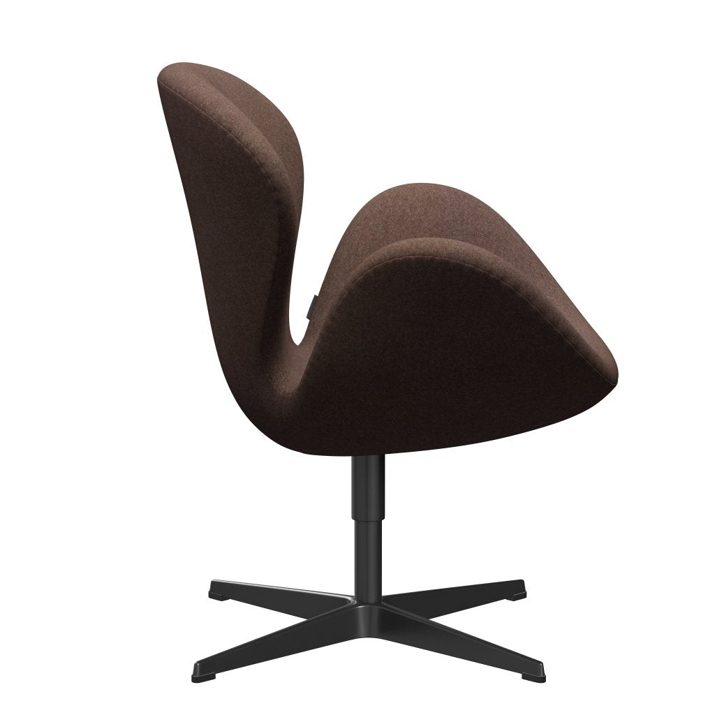 Fritz Hansen Swan Lounge Chair, Black Lacked/Divina MD Haselnuss