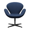Fritz Hansen Swan休息室椅，黑色漆/fiord中等蓝色/中蓝色
