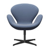 Fritz Hansen Swan Lounge Stuhl, schwarz lackiert/rimeblau/weiß