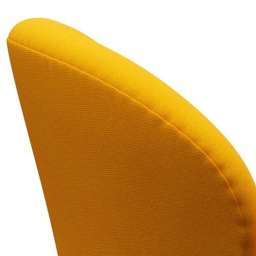 Fritz Hansen Swan Lounge Chair, svart lakkert/tonus gul oransje