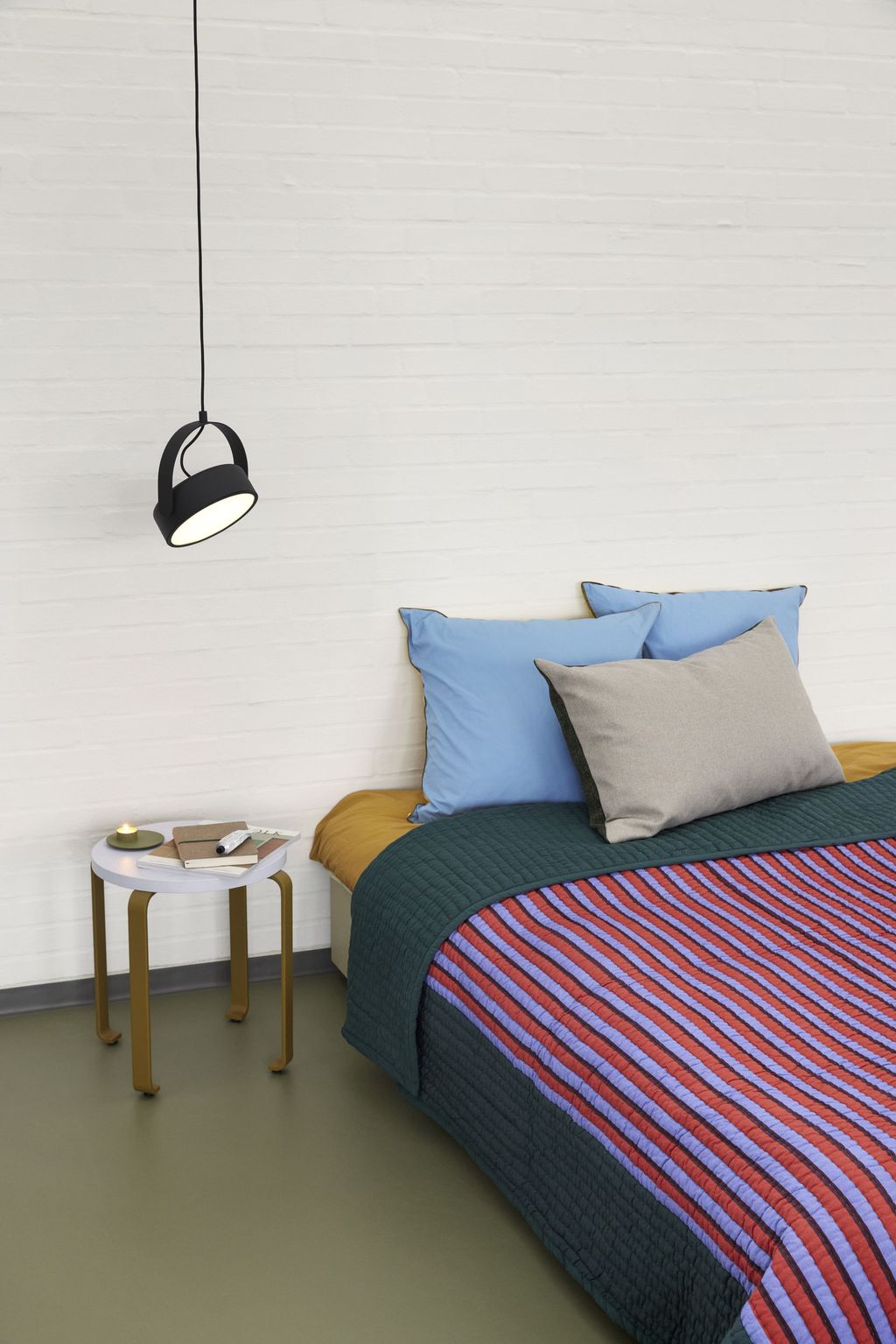Hübsch Lampe à plafond LED de scène, bleu