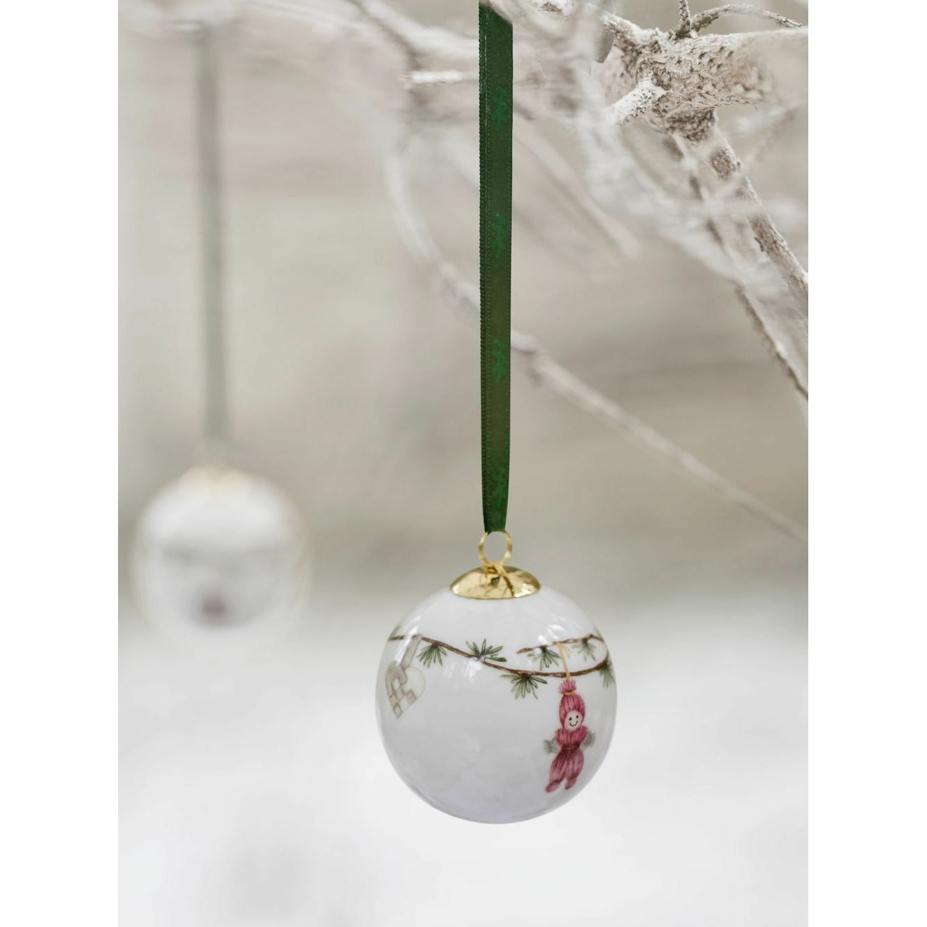 Bola de Navidad de Kähler Hammershøi, blanco con decoración