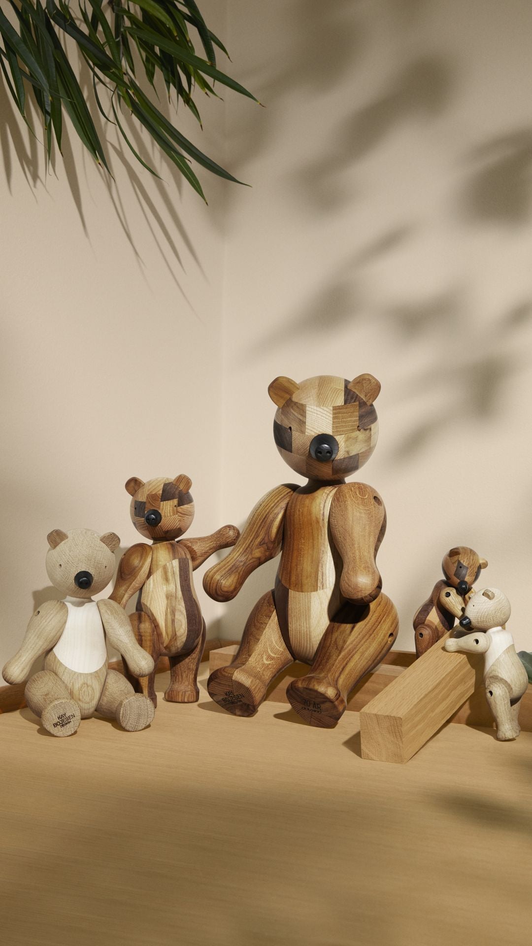凯·博杰森（Kay Bojesen）重新设计了周年纪念熊，小