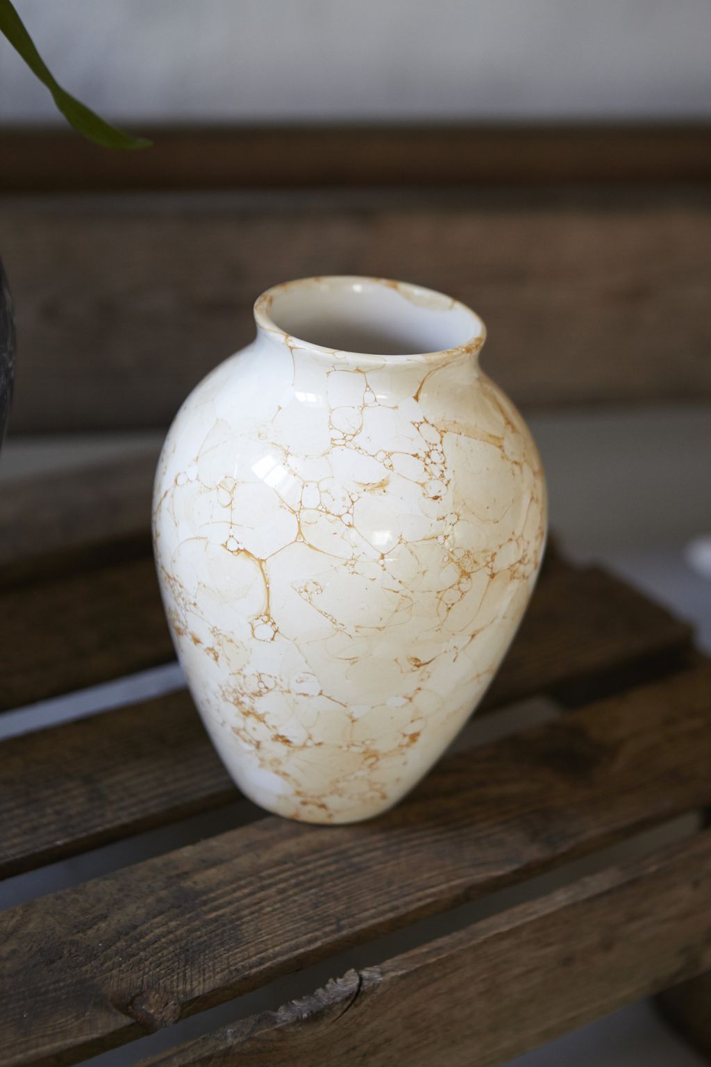 Knabstrup keramik vase natura h 20 cm, hvit/brun