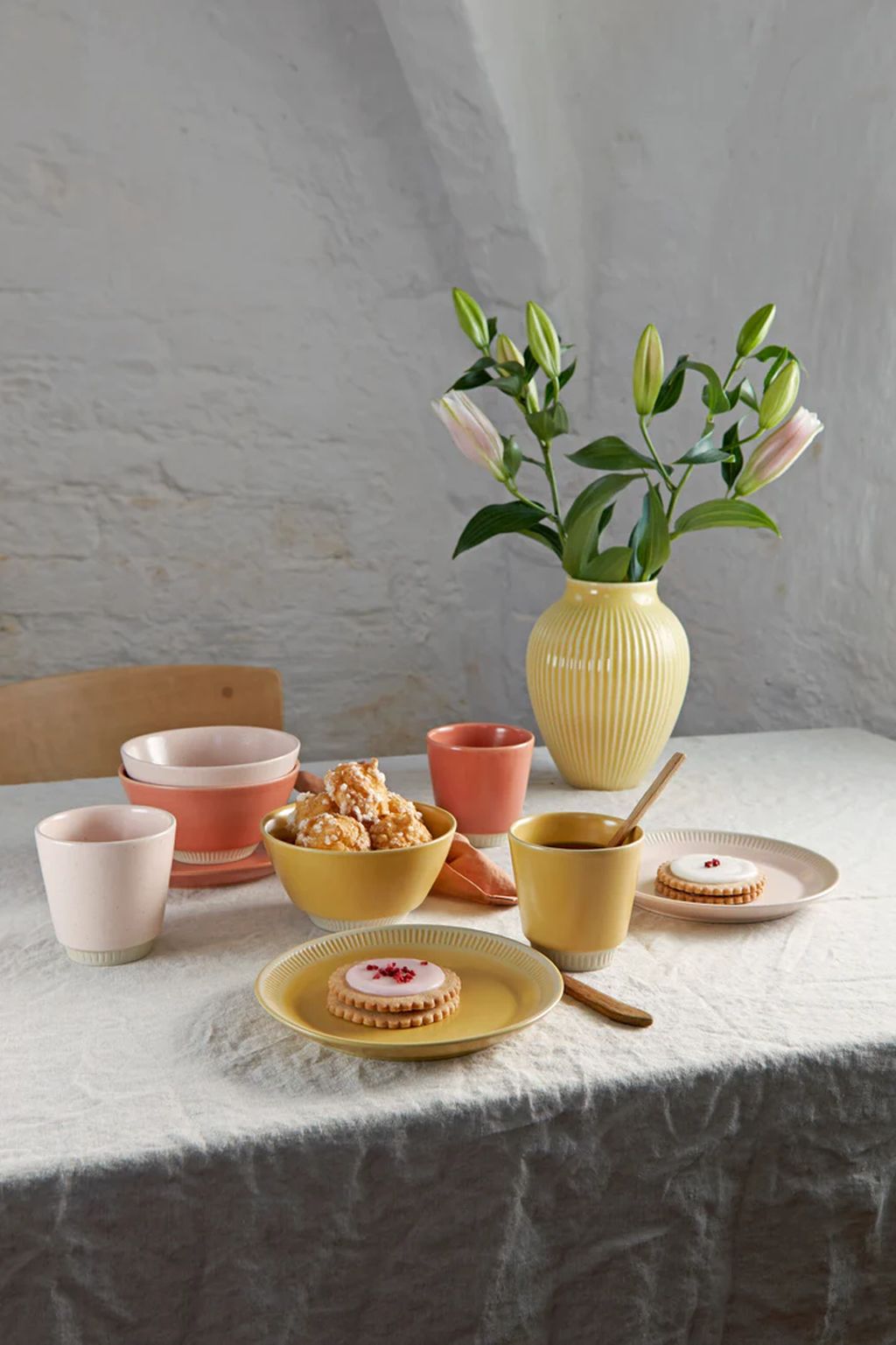 Knabstrup Keramik Vase With Grooves H 12,5 Cm, Yellow