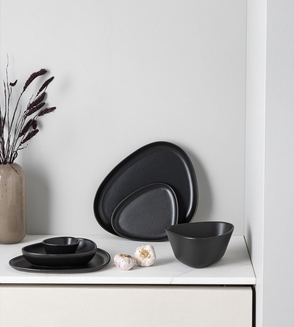 Lind DNA Curve Earthenware Plate, nero