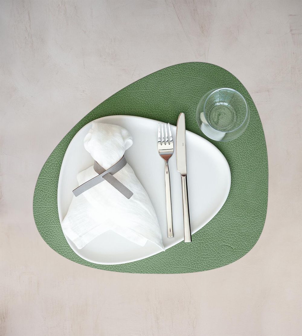 Lind Dna Curve Placemat Hippo Leather L, Forest Green