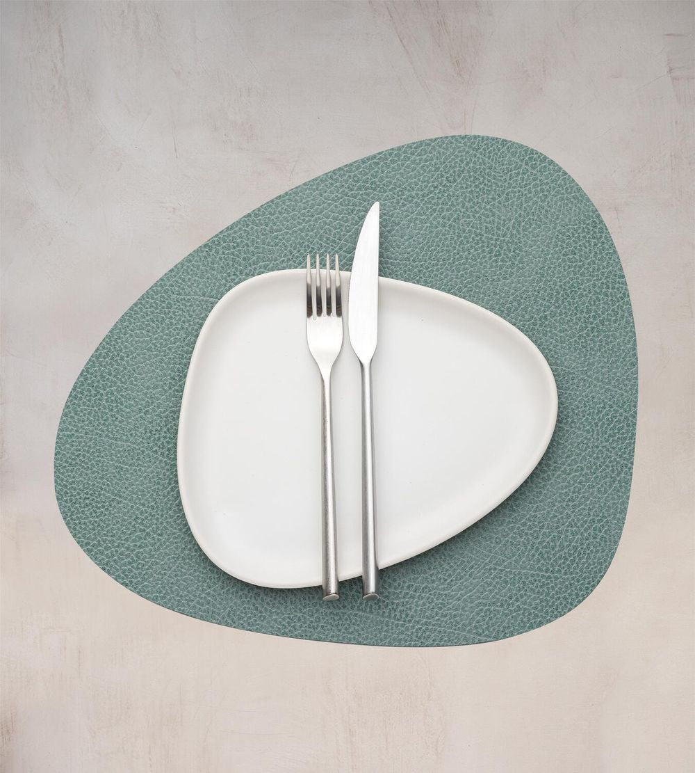 Lind Dna Curve Placemat Hippo Leather M, Pastel Green