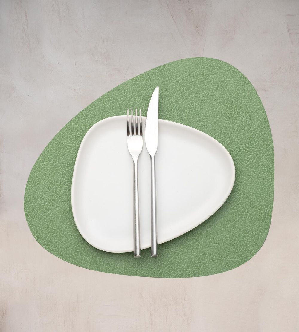 Lind Dna Curve Placemat Hippo Leather M, Forest Green