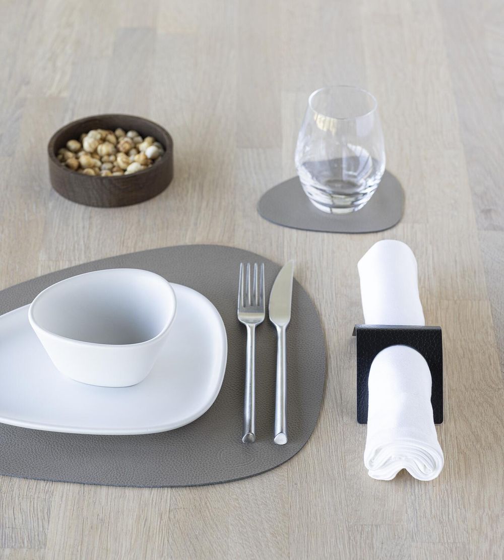 Lind Dna Curve Placemat Serene Leather M, Gray