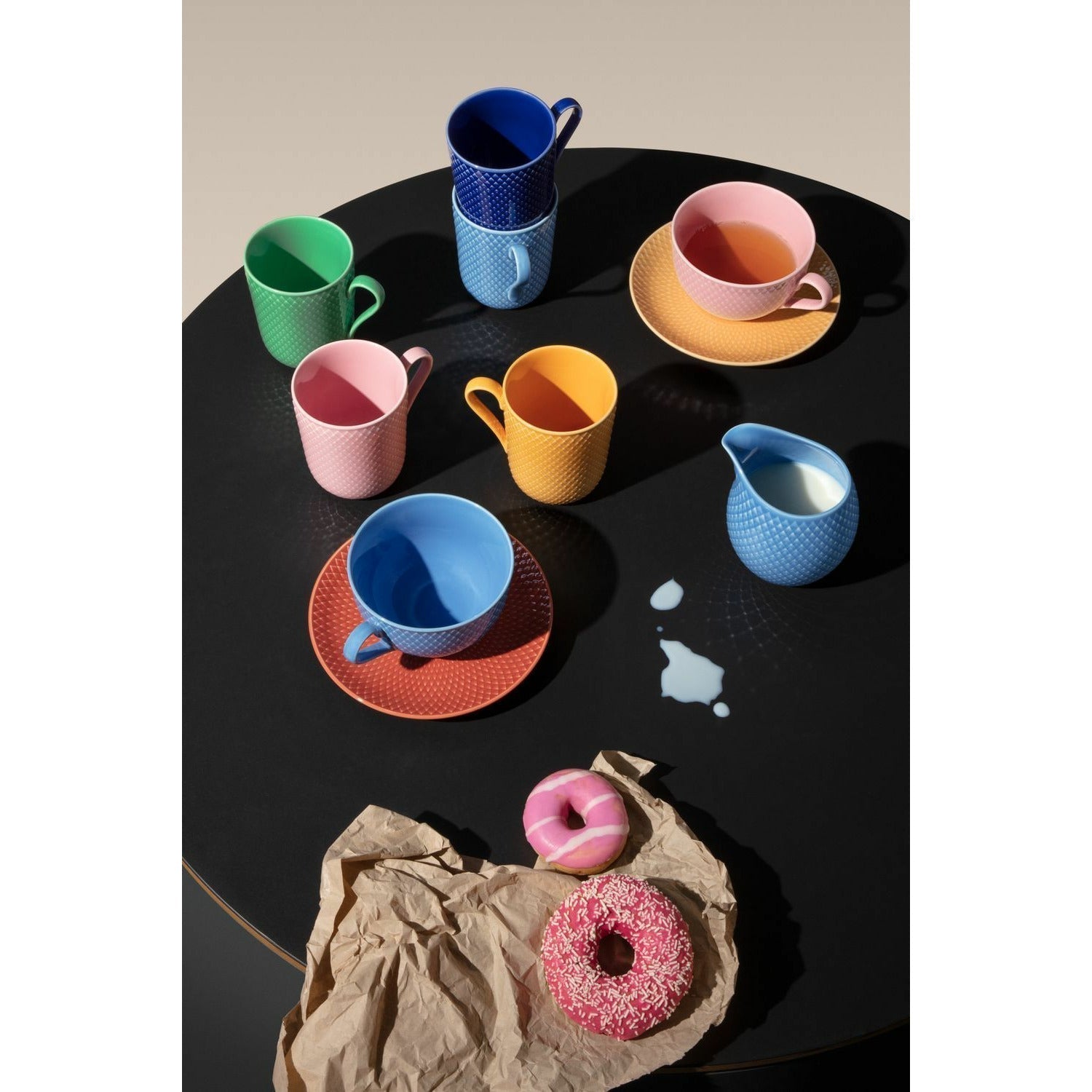 Lyngby porcelæn rhombe tazza a colori con manico, blu scuro