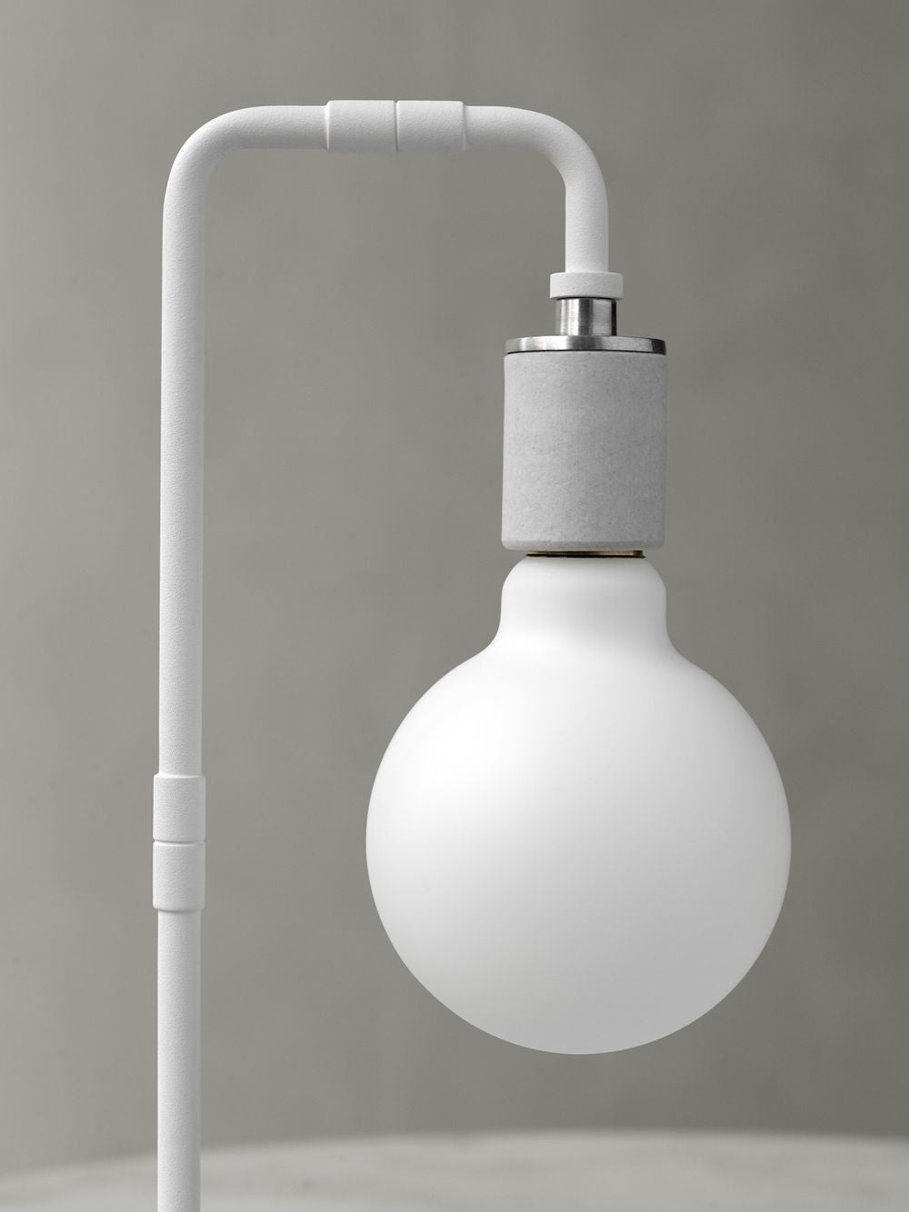 Audo Copenhagen Globe Led Light Bulb 9,5 Cm, Opal