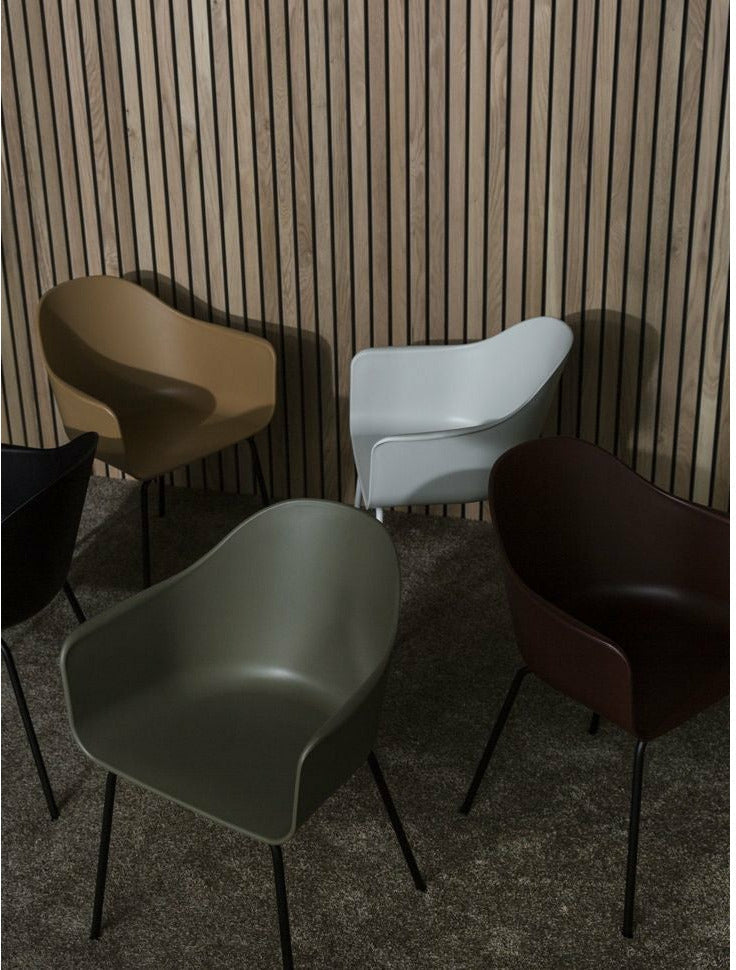 Audo Copenhagen Chaise de salle à manger portable en chaise naturelle, khaki