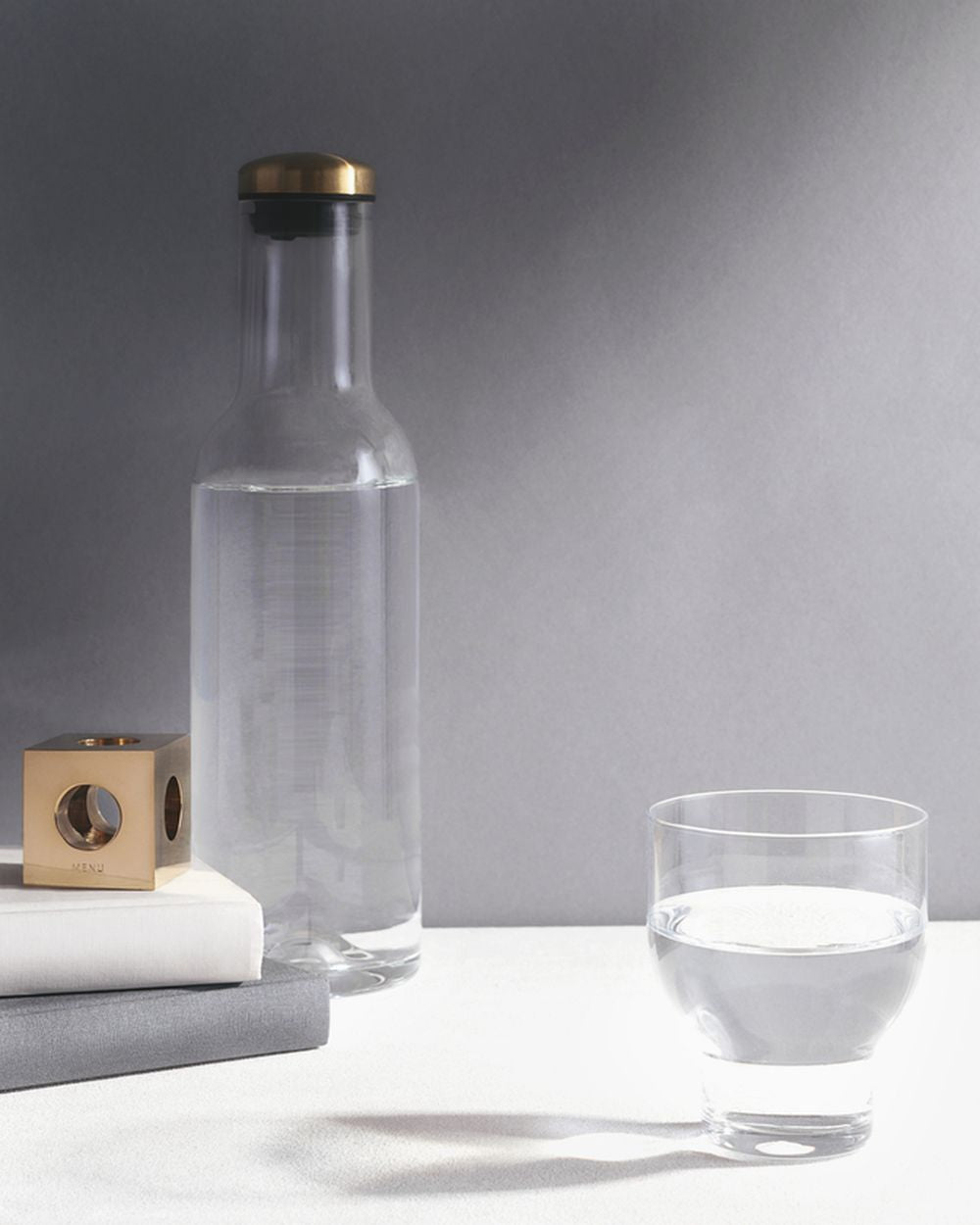 Audo Copenhagen Wein & Wasser Carafe Messing, klar