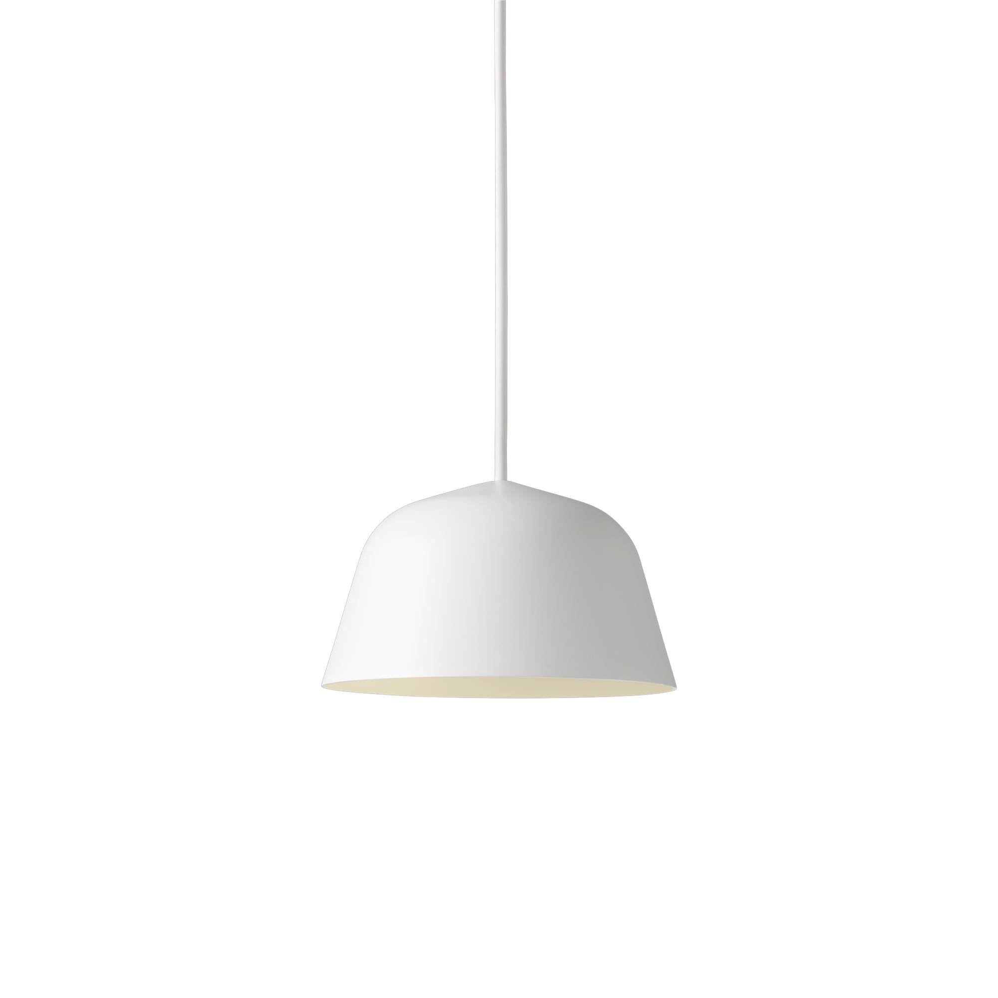 Muuto Lampe à pendentif dans le cadre Ø 16,5 cm, blanc