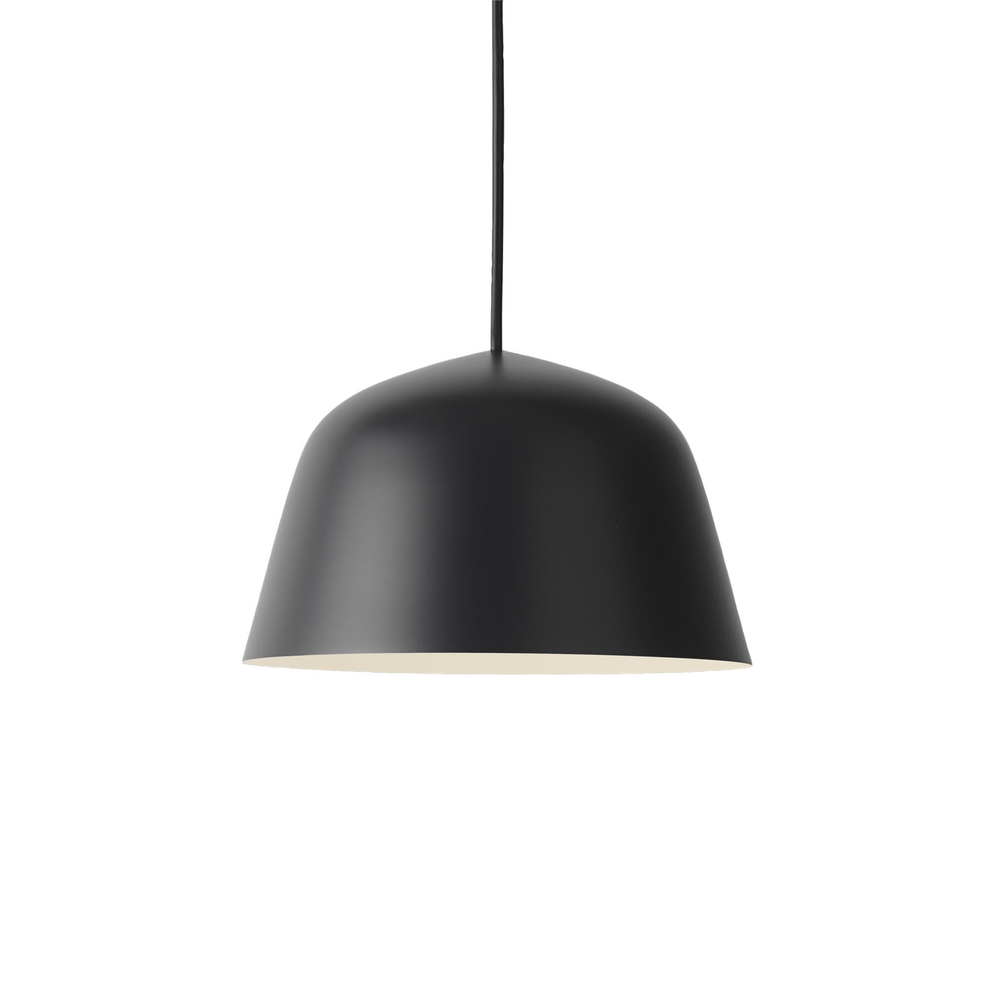 Lámpara colgante de Muuto Ambit Ø 25 cm, negro