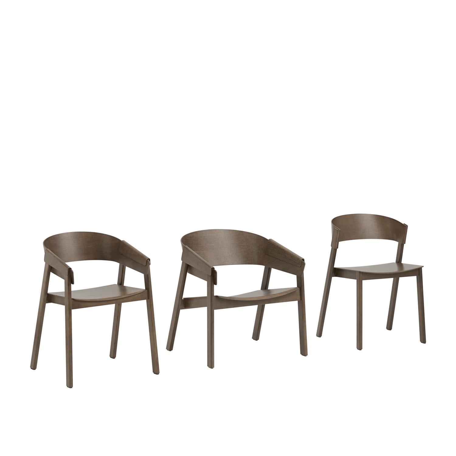 Muuto Cover Lounge Chair, mörkbrun färgad