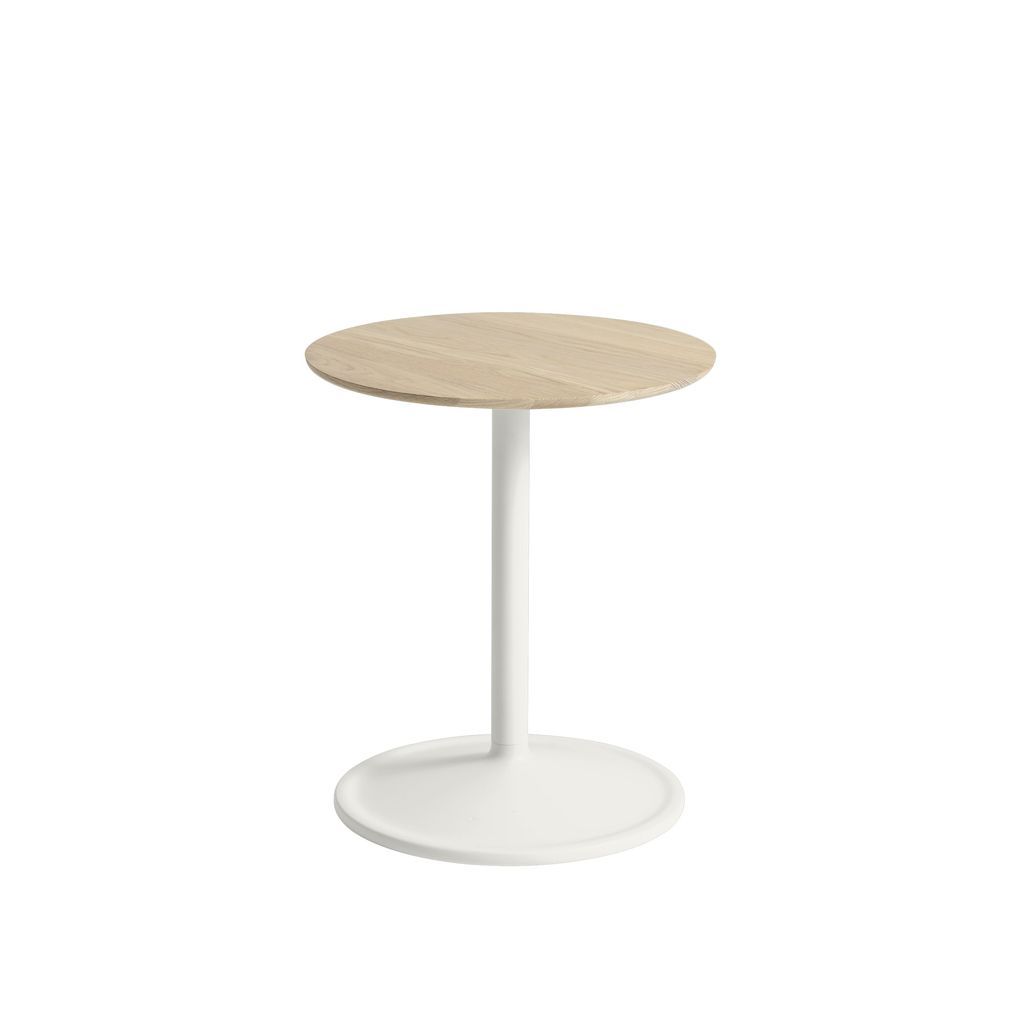 Muuto Table d'appoint souple Øx h 41x48 cm, chêne solide / blanc