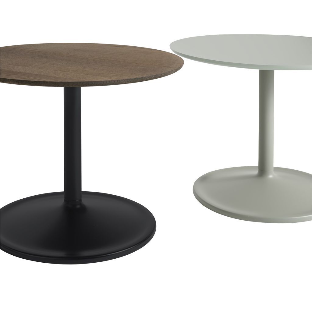 Muuto软边桌ØxH 41x48厘米，固体橡木/黑色
