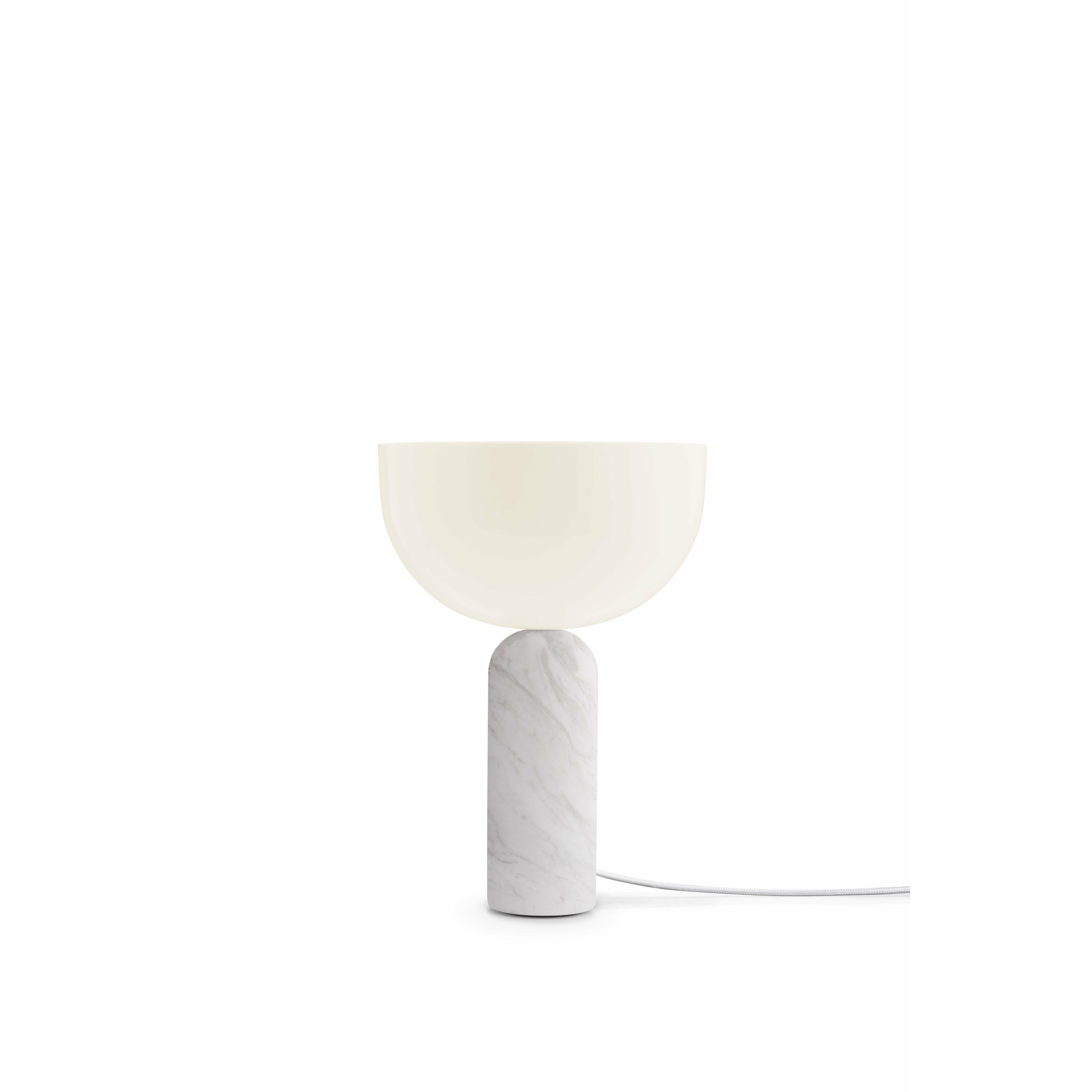 New Works Kizu bordlampe hvid carrara marmor, lille