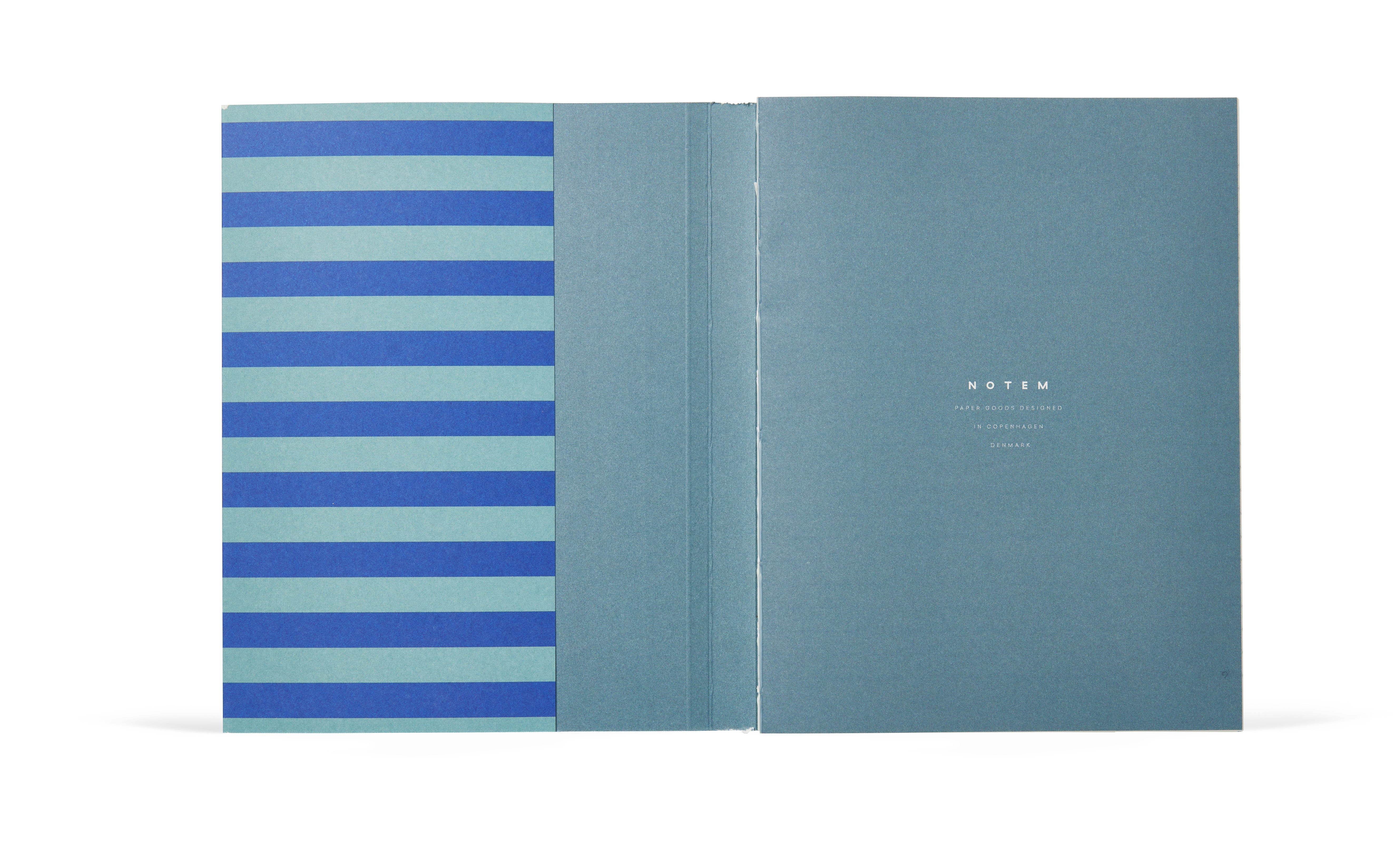Notem Studio Uma Notebook Flatlay Medium, blauer Streifen