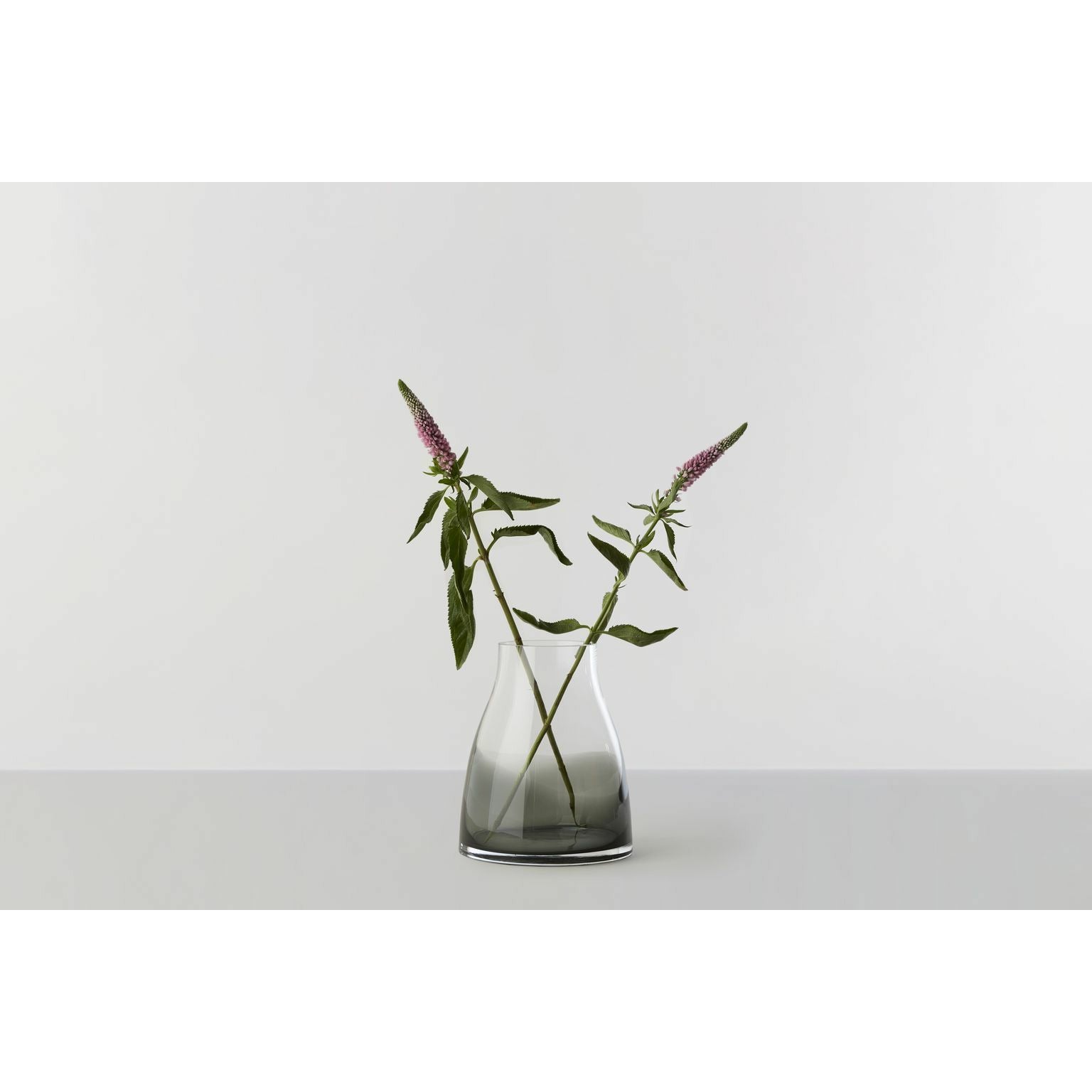 Ro Collection No. 2 Flower Vase øxh 15 X18, Smoked Grey