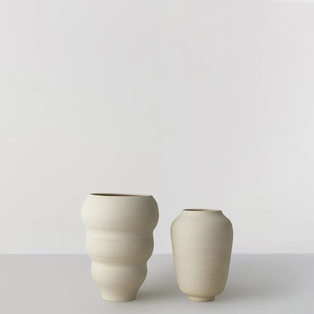 Ro Collection Nr. 60 håndvævet buet vase