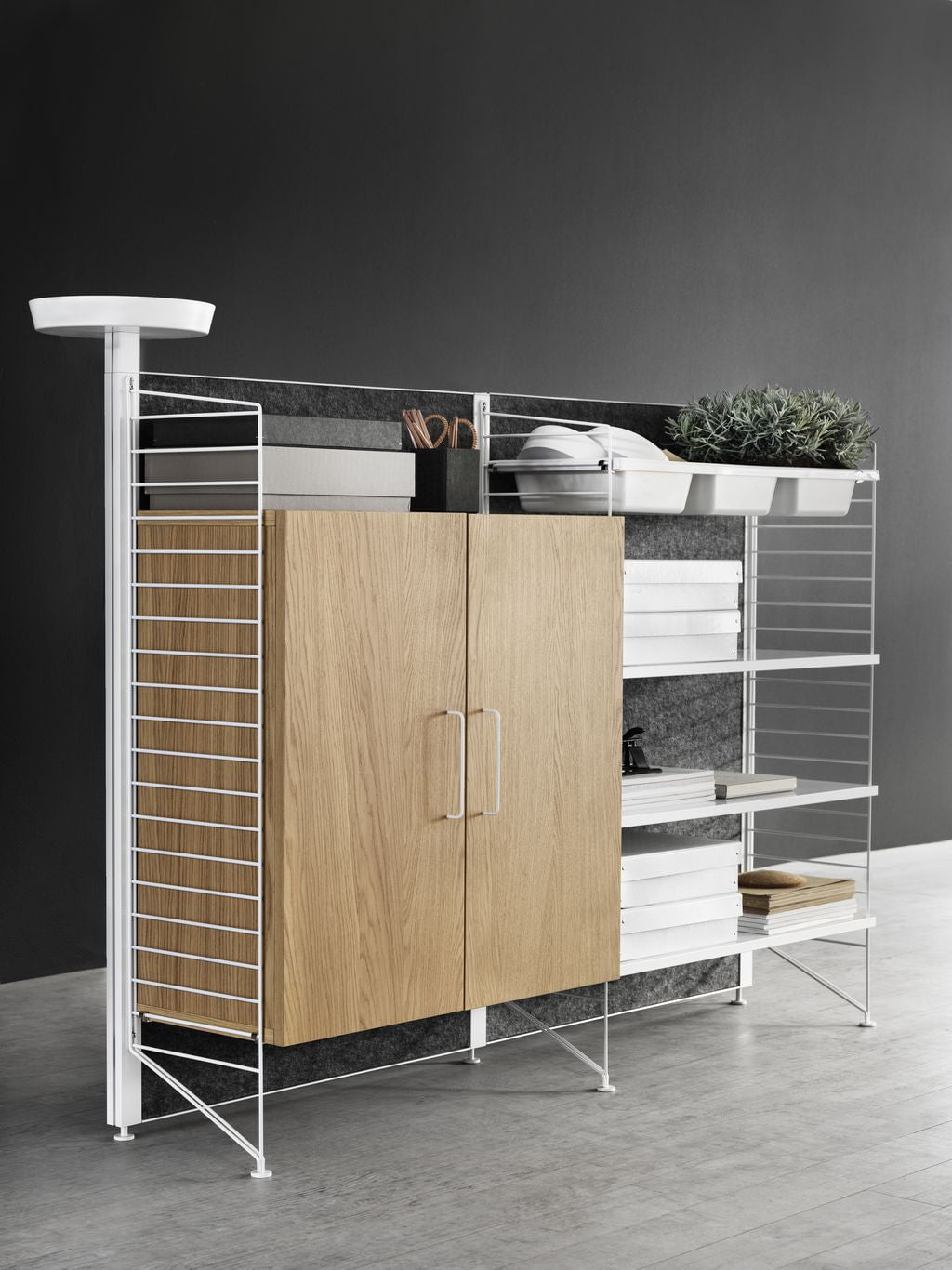 String Furniture Merkkijonojärjestelmän sivupaneeli jalusta 30x115 cm valkoinen, sarja 2