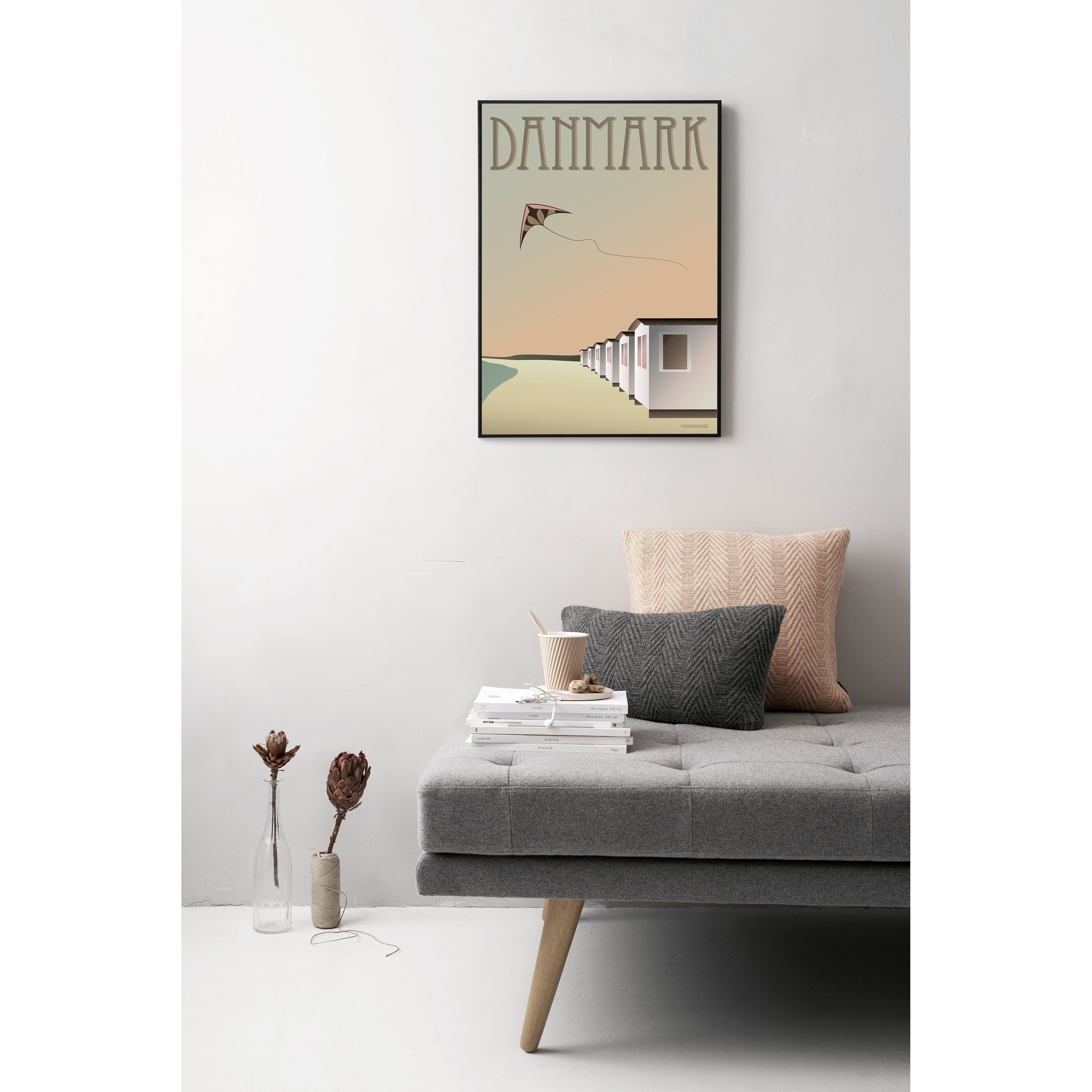 Vissevasse Danmark Beach House Affisch, 15 x21 cm