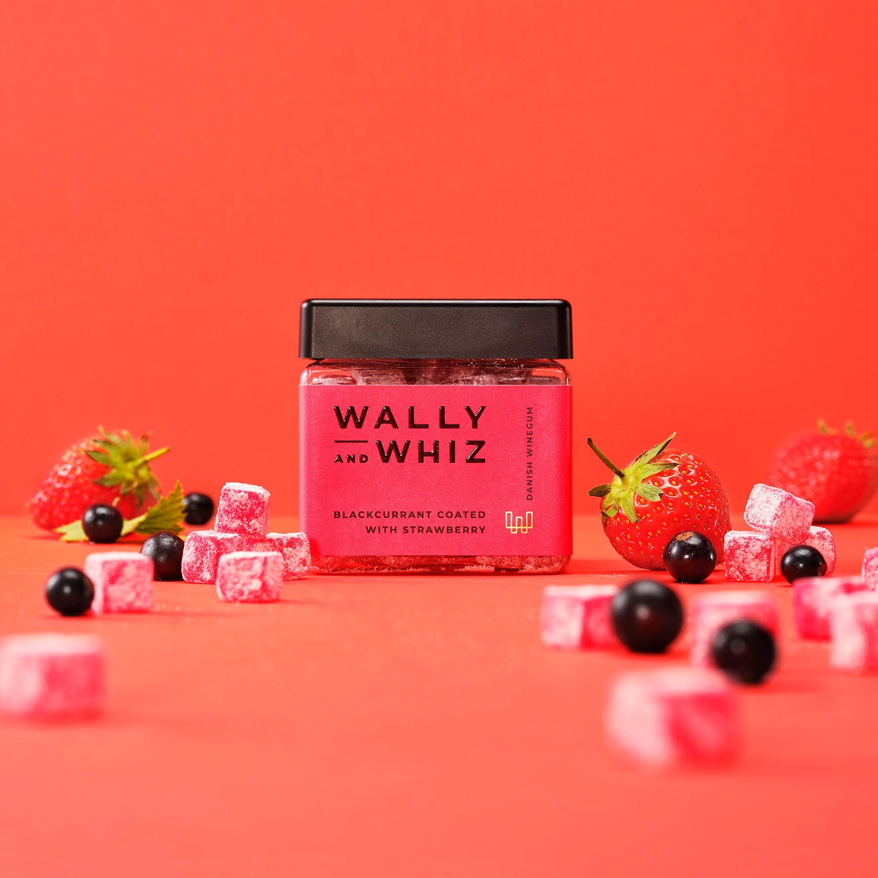 Wally And Whiz Vingummi kub, svartvinkel med jordgubbar, 140 g