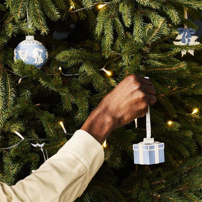 Wedgwood "Gift" Christmas Tree Decorations